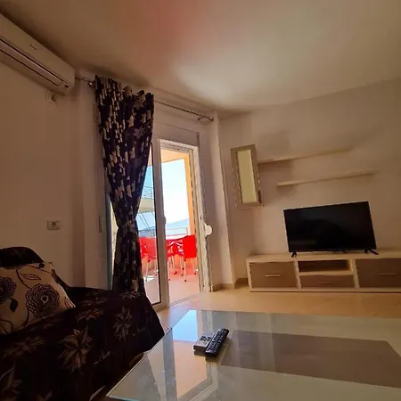 Meltin Apartment