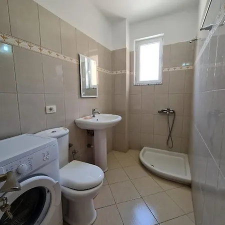 Meltin Apartment